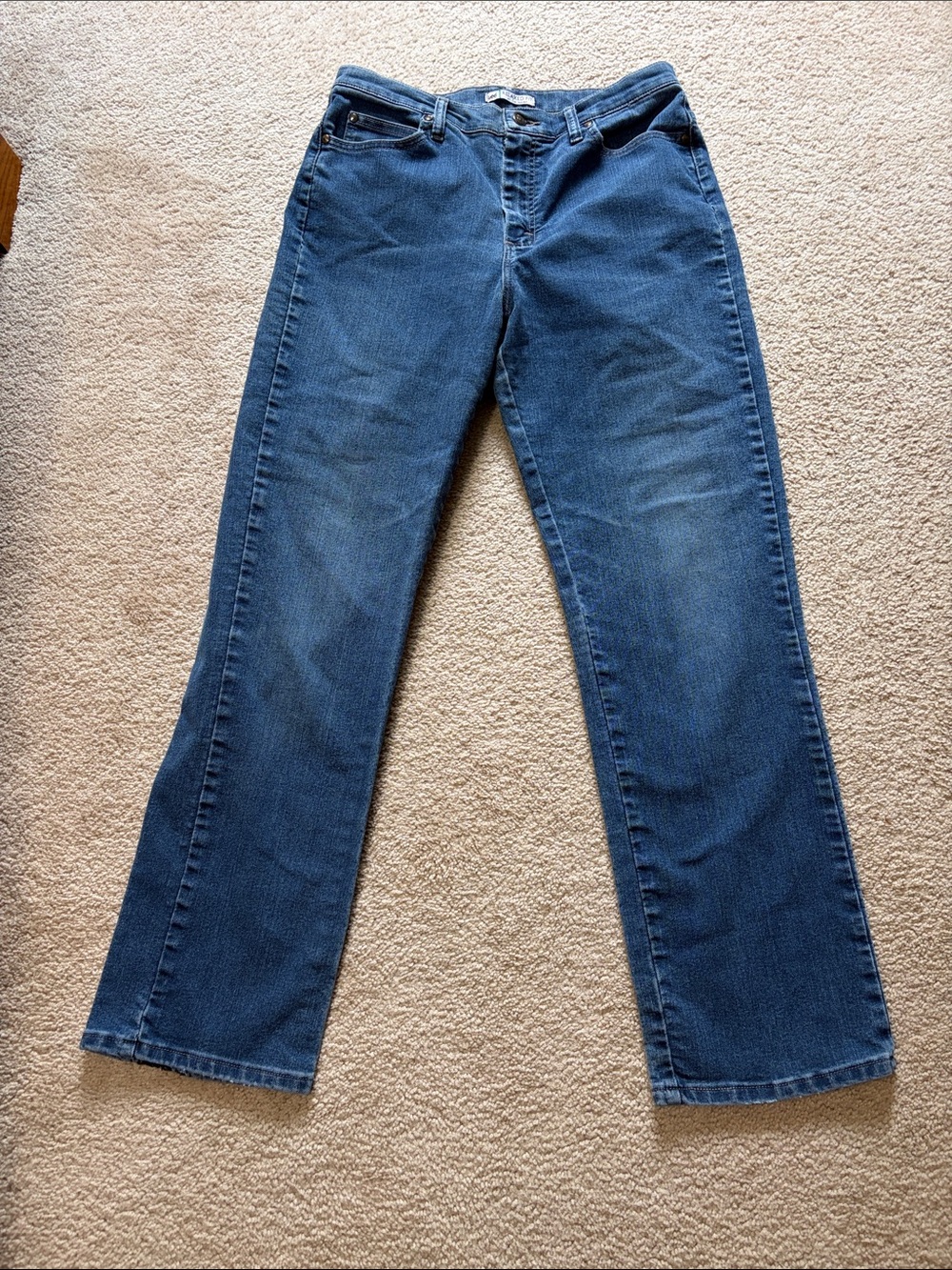 Lee Women’s Relaxed Fit Jeans in Dark Blue Wash
